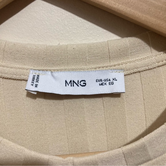 Mango Ribbed Knit Longsleeve Tunic Size XL Cream Front Slit Minimalist - Picture 10 of 12